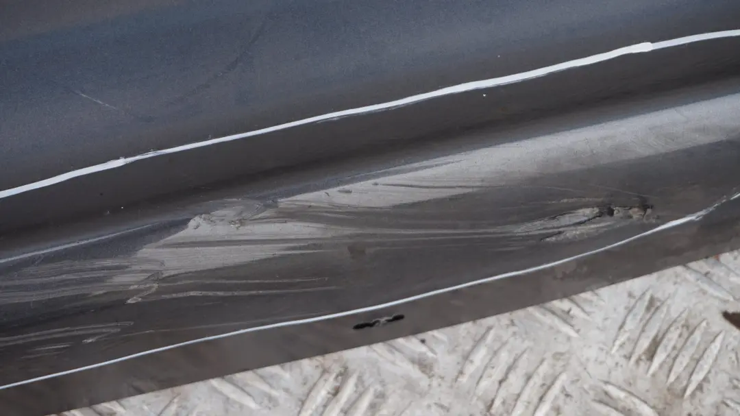BMW 1 er E87 Schwellerleiste Blende Schweller rechts Sparkling Graphite Metallic - SKU 0032948-SG16 - Teilenummer 32948