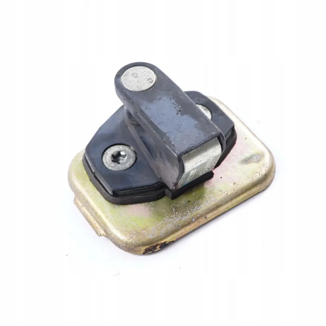 Retenue de Porte Arriere pour BMW 3 E36 à propos du numéro de pièce 8122299 BMW 3 E36 Retenue de Porte Arriere - SKU 8122299 - Numéro de pièce 8122299