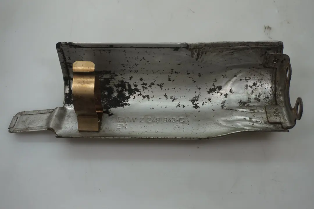 M57 Diesel Abgaskrümmer-AGR Hitzeschild für BMW E39 X5 E53 mit Teilenummer 11622249843 BMW E39 X5 E53 M57 Diesel Abgaskrümmer-AGR Hitzeschild - SKU 2249843 - Teilenummer 11622249843