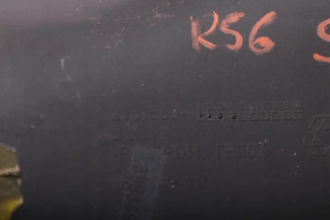 Pare-Chocs Fa?ade Gauche Astro Noir A25 Noir pour MINI COOPER S R55 R56 à propos du numéro de pièce 0430245 MINI COOPER S R55 R56 Pare-Chocs Fa?ade Gauche Astro Noir A25 Noir - SKU 0430245-ASB1 - Numéro de pièce 0430245