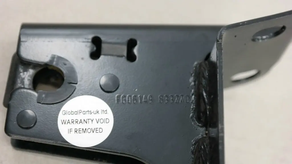 Support Palier Central Arriere 5220 pour Mini Cooper R55 R56 à propos du numéro de pièce 2751377 Mini Cooper R55 R56 Support Palier Central Arriere 5220 - SKU 2751377 - Numéro de pièce 2751377