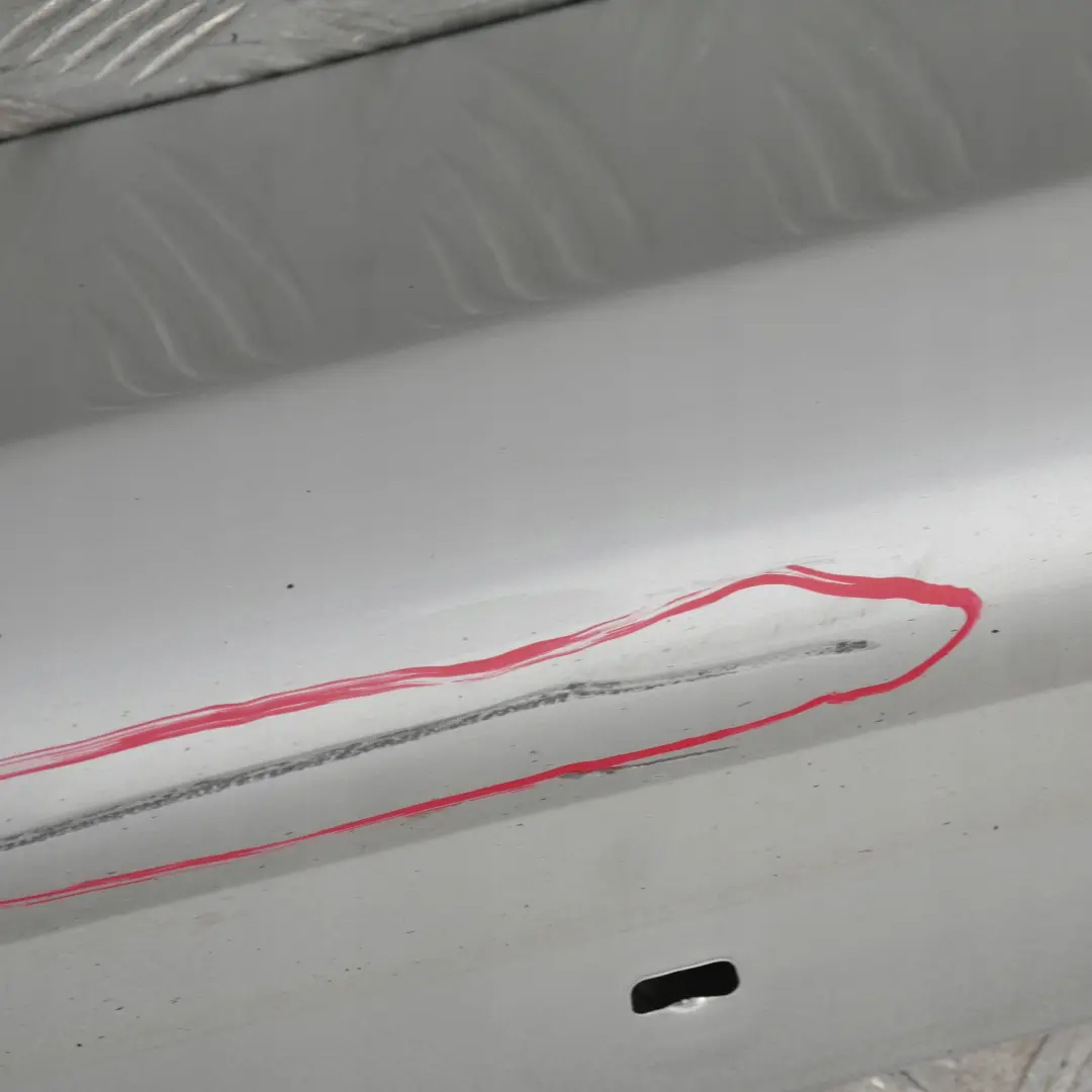 Listón umbral faldón lateral izquierdo Titansilber Silver para BMW 3 E90 E91 con número de pieza 32951 BMW 3 E90 E91 Listón umbral faldón lateral izquierdo Titansilber Silver - SKU 0032951-TS5 - Número de pieza 32951