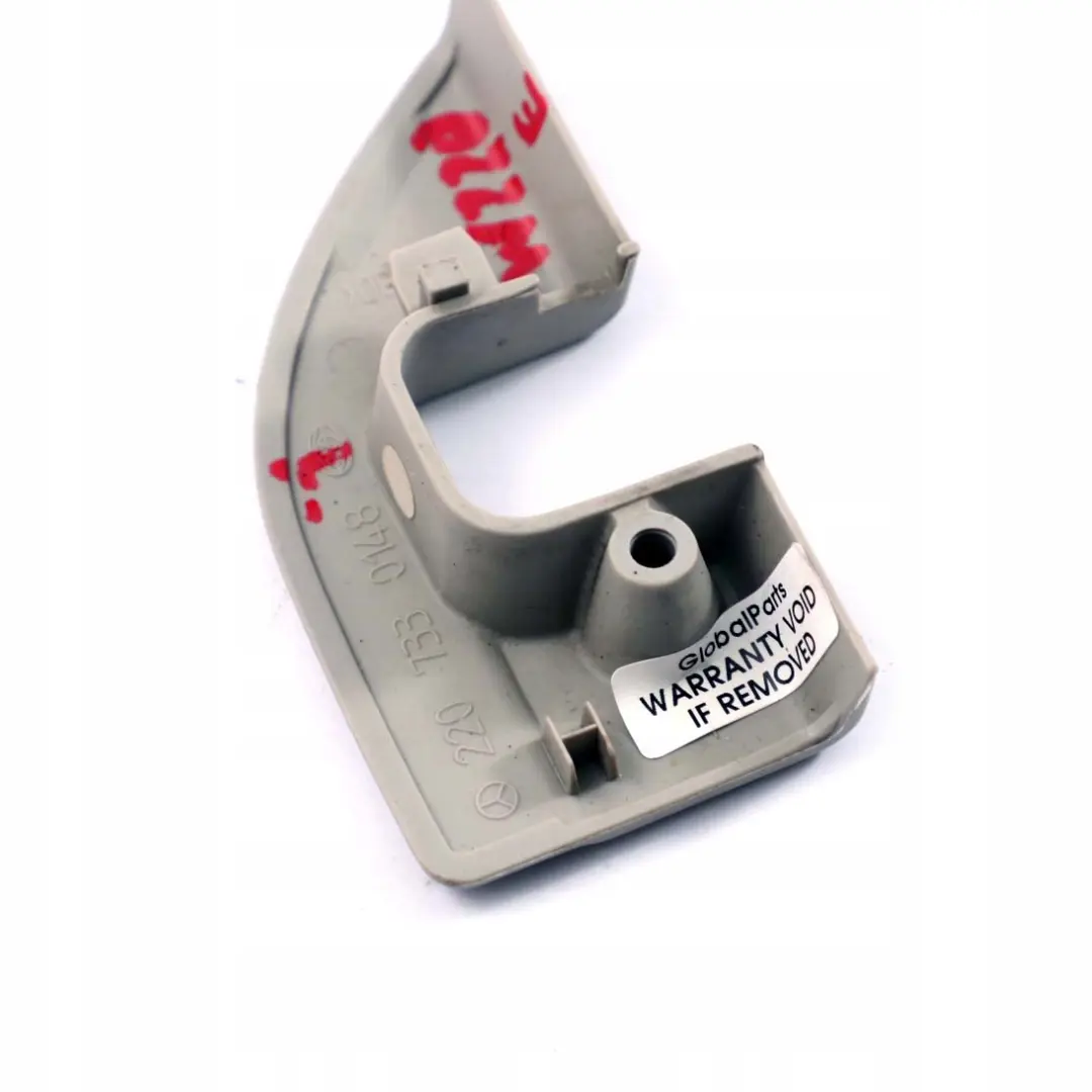 Mercedes-Benz Clase S W220 Rear Left Door Lock Surround Trim para con número de pieza A2207330148 Mercedes-Benz Clase S W220 Rear Left Door Lock Surround Trim - SKU A2207330148 - Número de pieza A2207330148