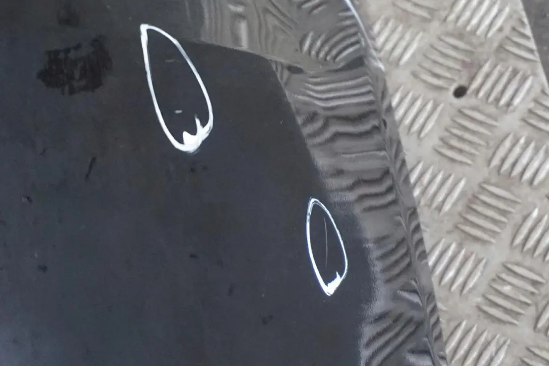 Bumper PDC Black Schwarz 2 - 668 to BMW 5 Series E60 LCI Saloon Rear with Part number 0422349 BMW 5 Series E60 LCI Saloon Rear Bumper PDC Black Schwarz 2 - 668 - SKU 0422349-SCH1 - Part number 0422349