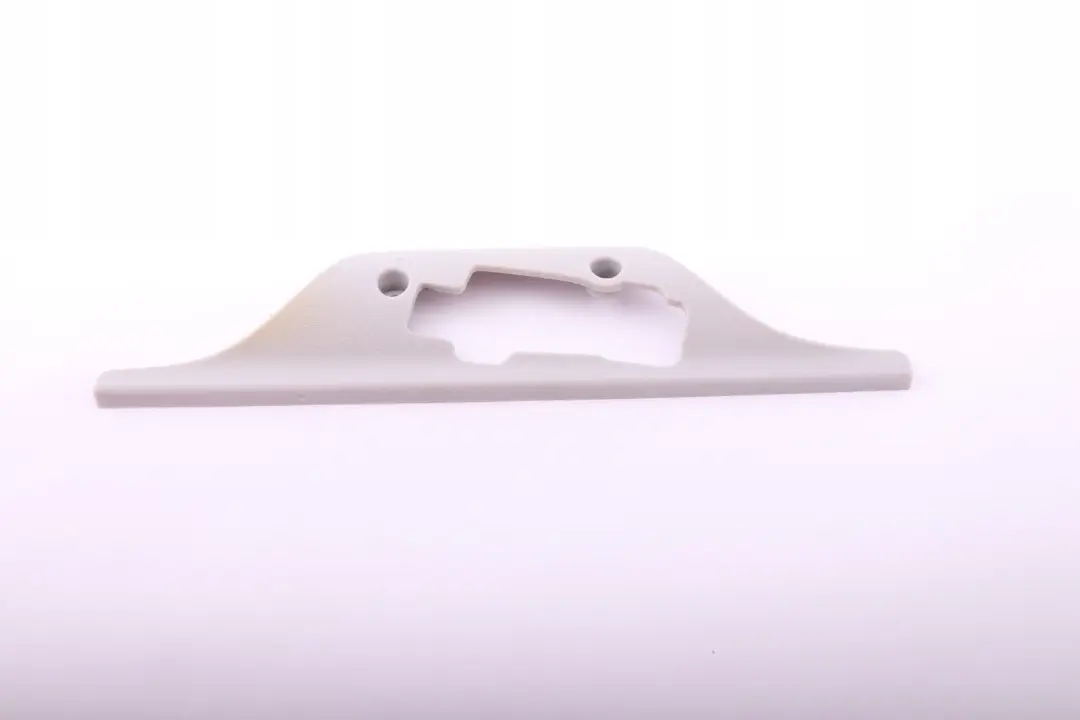 Blende Schliessbügel rechts HELL GRAU 06946962411 6962411 für BMW MINI Clubman R55 mit Teilenummer 2757580 BMW MINI Clubman R55 Blende Schliessbügel rechts HELL GRAU 06946962411 6962411 - SKU 2757580 - Teilenummer 2757580