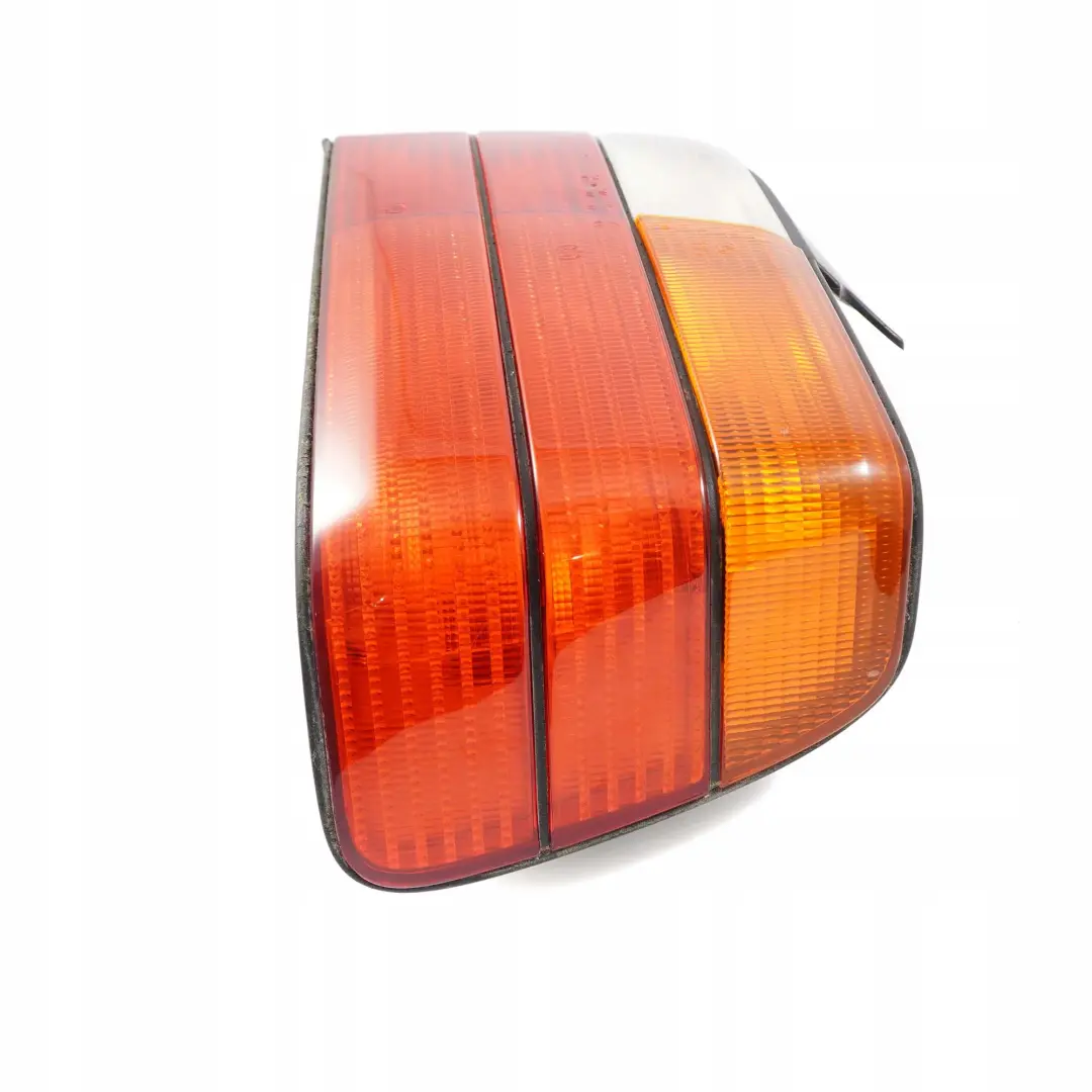 Right O/S Light In Trunk Lid Boot Tailgate Lamp to BMW 3 E36 Saloon Rear with Part number 1387362 BMW 3 E36 Saloon Rear Right O/S Light In Trunk Lid Boot Tailgate Lamp - SKU 1387362 - Part number 1387362