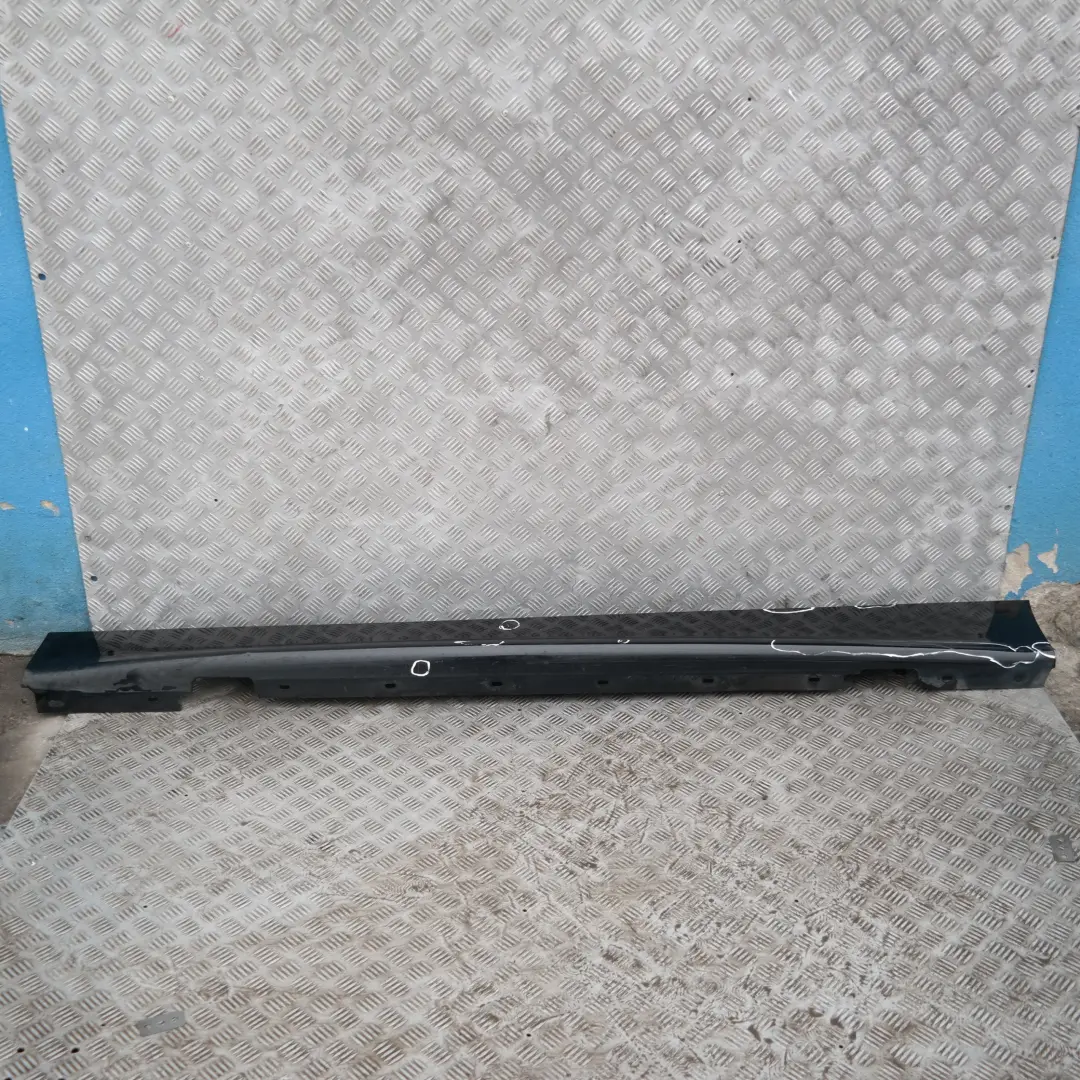 BMW 1 er 15 E87 Schwellerleiste lackiert links Schwarz II - 668 - SKU 0032949-SCH15 - Teilenummer 32949