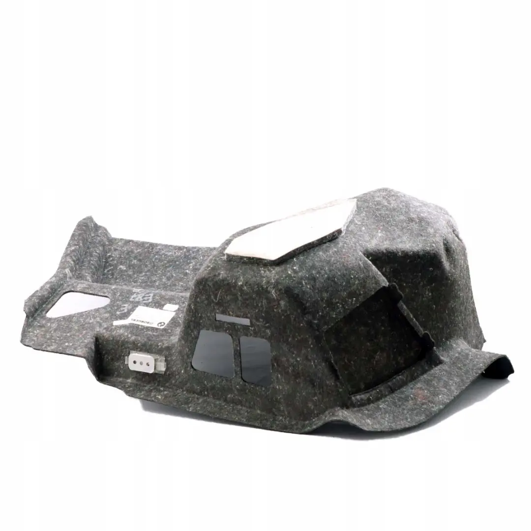 Tapa del maletero derecha Embellecedor del maletero para BMW E81 E87 con número de pieza 9203184 BMW E81 E87 Tapa del maletero derecha Embellecedor del maletero - SKU 7123498 - Número de pieza 9203184