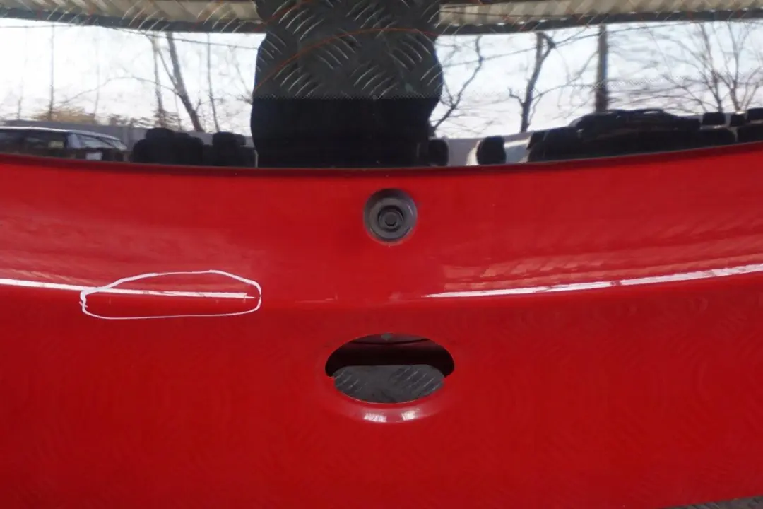 Klapa bagażnika karmesinrot do BMW F20 F21 o numerze 7305470 BMW F20 F21 Klapa bagażnika karmesinrot - SKU 7305470-KAR - Numer Części 7305470