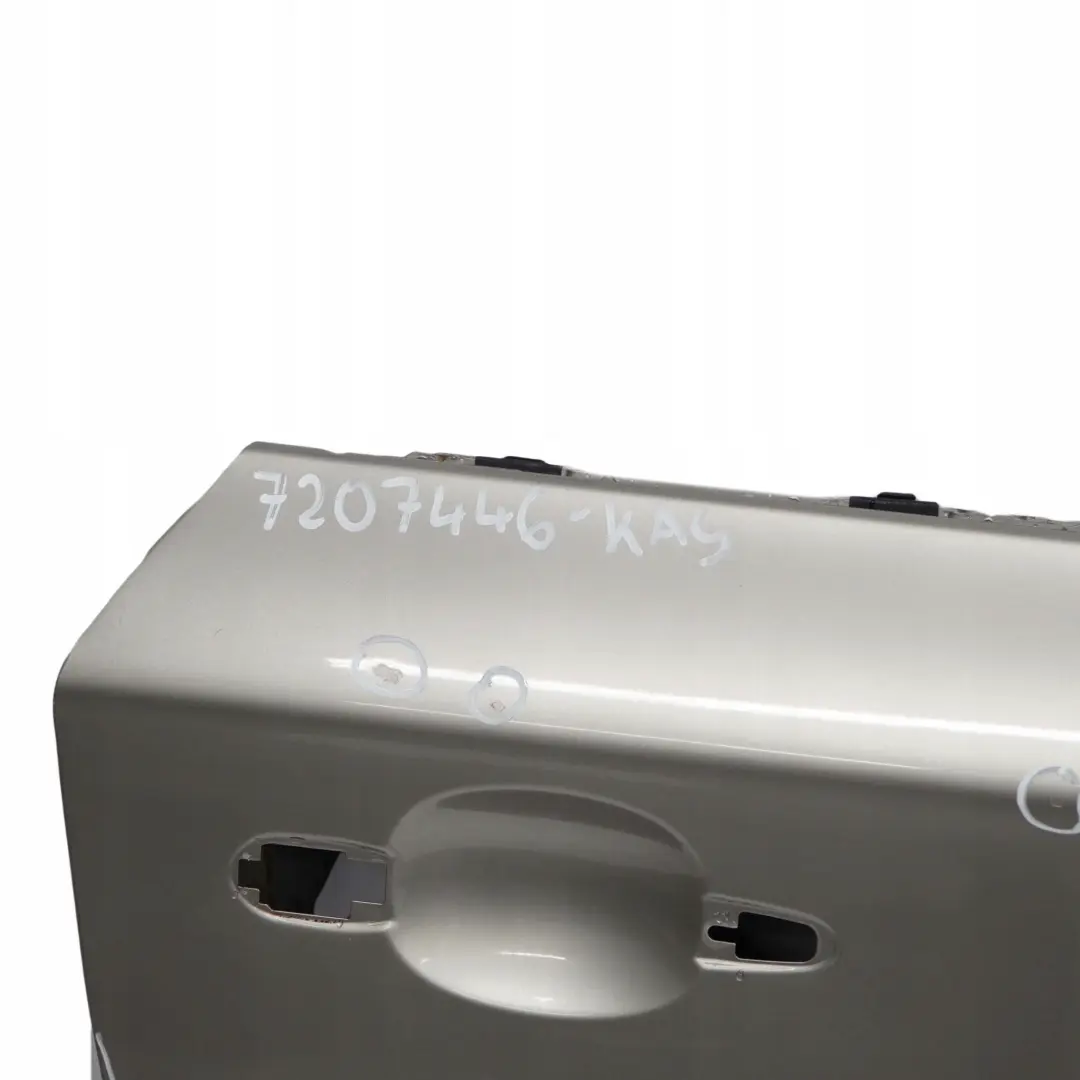 Porta Anteriore Destra Argento Cachemere Cashmere - A72 per BMW E81 E82 E88 con numero di parte 7207446 BMW E81 E82 E88 Porta Anteriore Destra Argento Cachemere Cashmere - A72 - SKU 7207446-KAS - Numero di parte 7207446