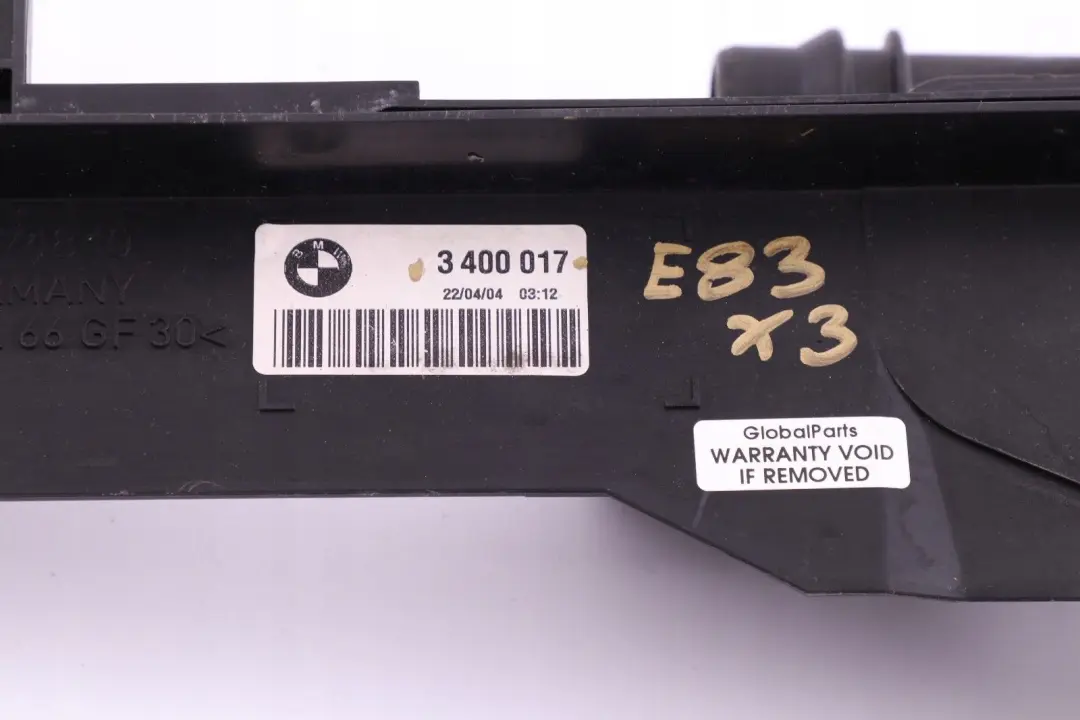 Soporte del Radiador Placa de Montaje Vaso de Expansión para BMW X3 E83 con número de pieza 3400017 BMW X3 E83 Soporte del Radiador Placa de Montaje Vaso de Expansión - SKU 3400017 - Número de pieza 3400017