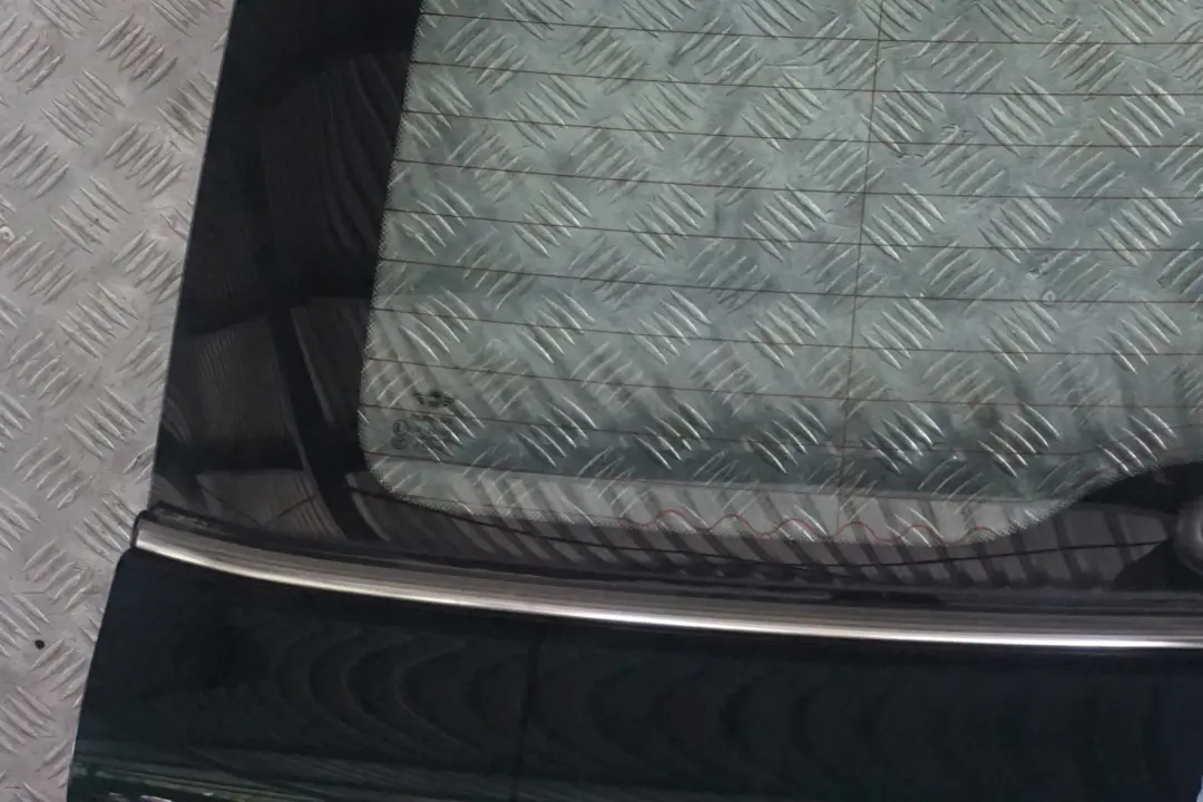 Klapa tylna tył Oxfordgruen do MINI Countryman R60 o numerze 2752015 MINI Countryman R60 Klapa tylna tył Oxfordgruen - SKU 9811574-OXF - Numer Części 2752015