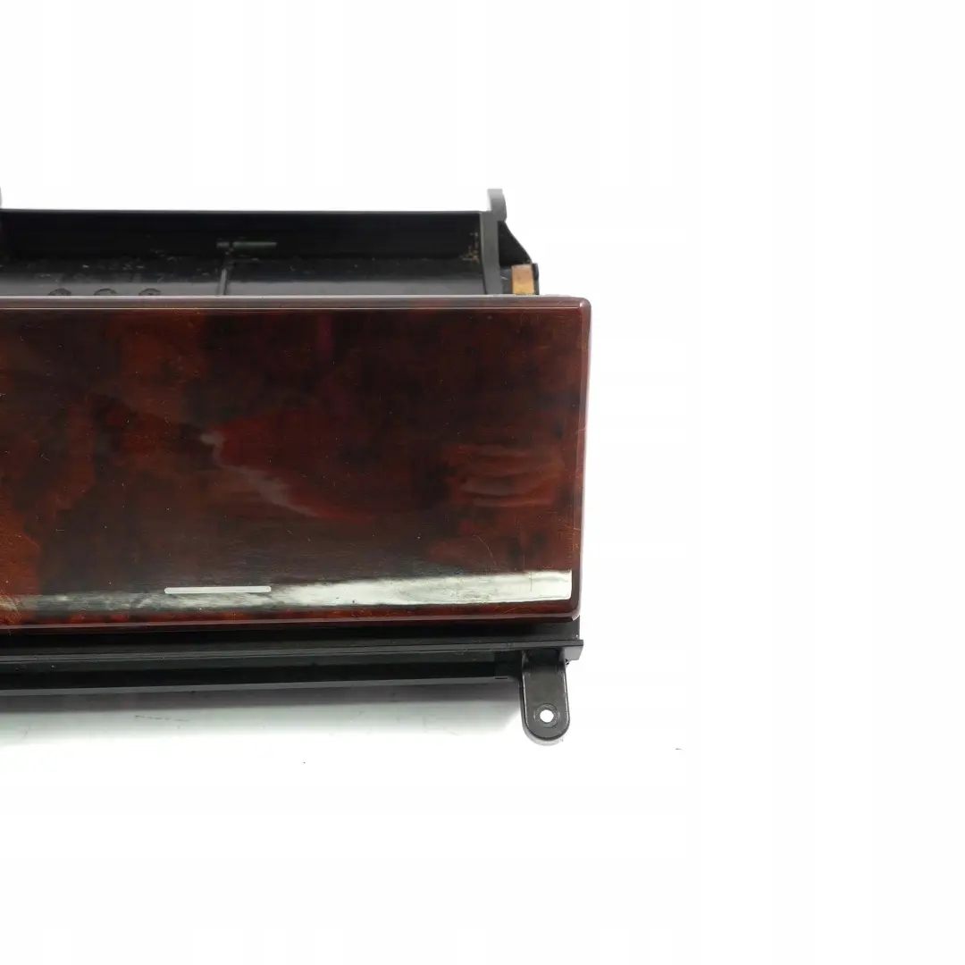 Clase CLK W208 Consola Central Cenicero Panel De Madera para Mercedes con número de pieza A2088100830 Mercedes Clase CLK W208 Consola Central Cenicero Panel De Madera - SKU A2088100830 - Número de pieza A2088100830