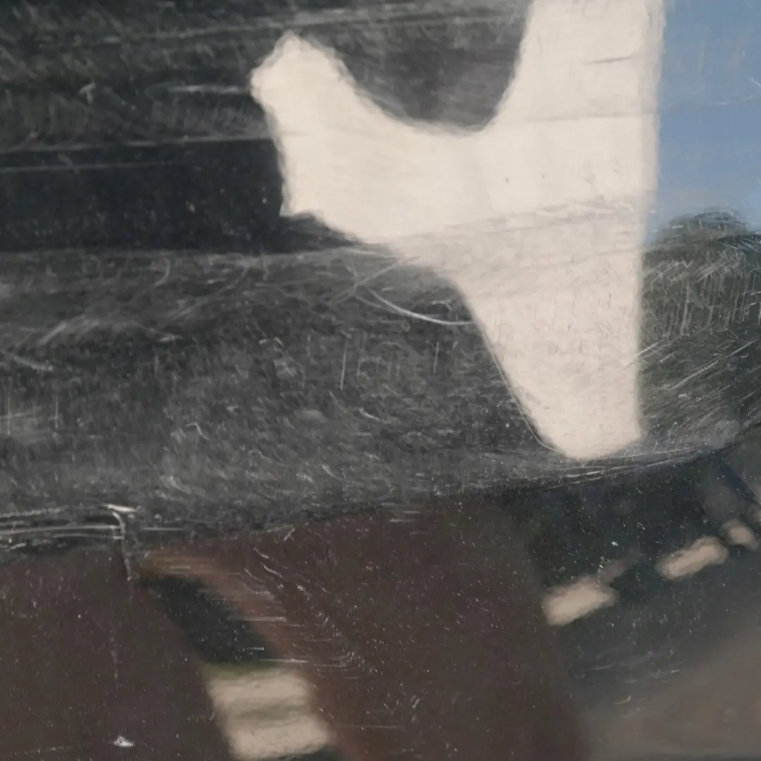 Zderzak tylny tył schwarz II 668 do BMW E81 E87 LCI o numerze 35911 BMW E81 E87 LCI Zderzak tylny tył schwarz II 668 - SKU 0035911-SCH9 - Numer Części 35911