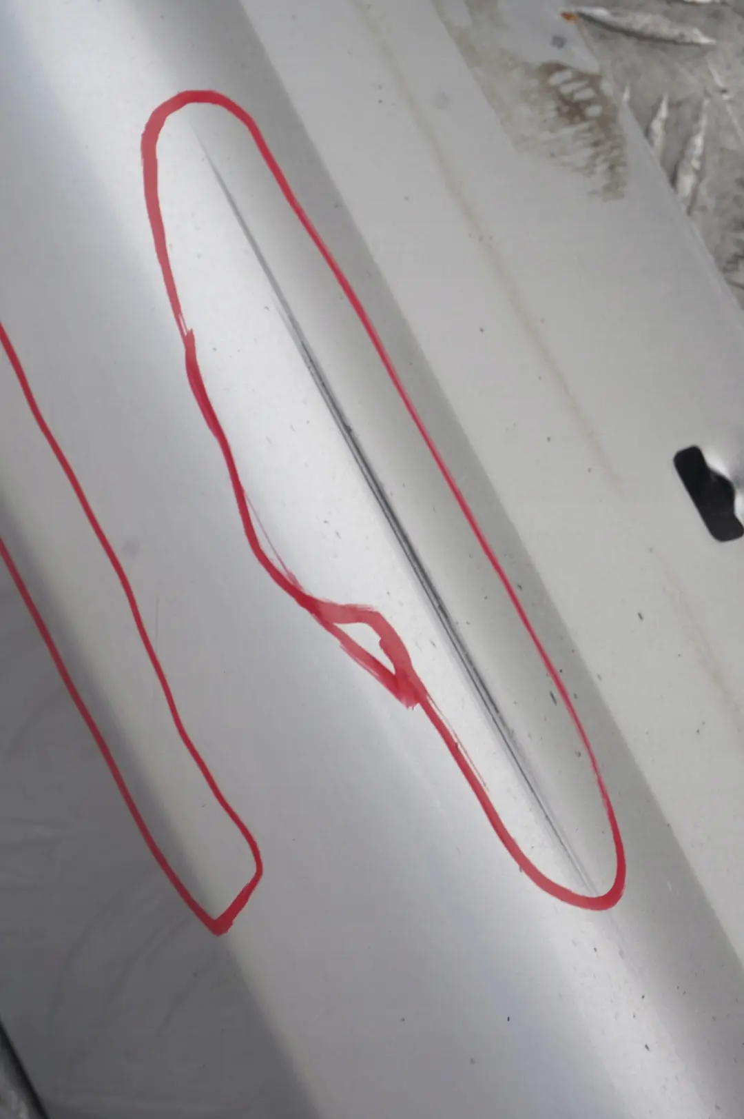 BMW E90 E91 Listello Portiera Apertura Gonna SX Argento-Titanio IN Argento - SKU 0032951-TS6 - Numero di parte 32951