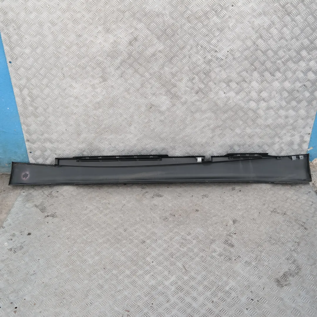 BMW E87 Listello Portiera Apertura Gonna Dx Nero - SKU 0032948-SCH4 - Numero di parte 51770032948