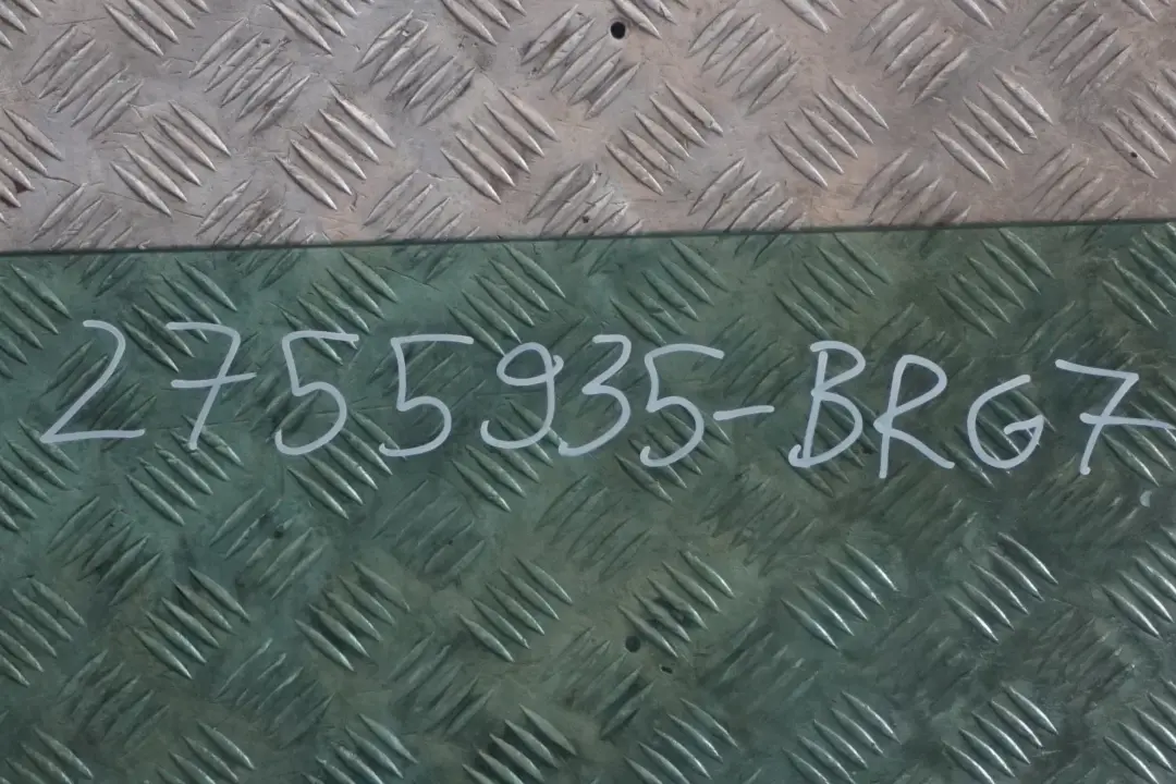 Fahrerseite Tür vorne links British Green für BMW MINI Cooper 7 R55 R56 R57 R58 R59 mit Teilenummer 2755935 BMW MINI Cooper 7 R55 R56 R57 R58 R59 Fahrerseite Tür vorne links British Green - SKU 2755935-BRG7 - Teilenummer 2755935