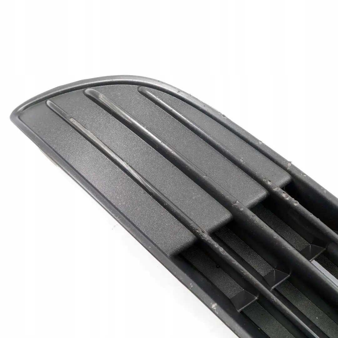 Mk4 9N3 Front Bumper Left N/S Lateral Grid Grille Panel to Volkswagen VW Polo with Part number 600853665 Volkswagen VW Polo Mk4 9N3 Front Bumper Left N/S Lateral Grid Grille Panel - SKU 600853665 - Part number 600853665