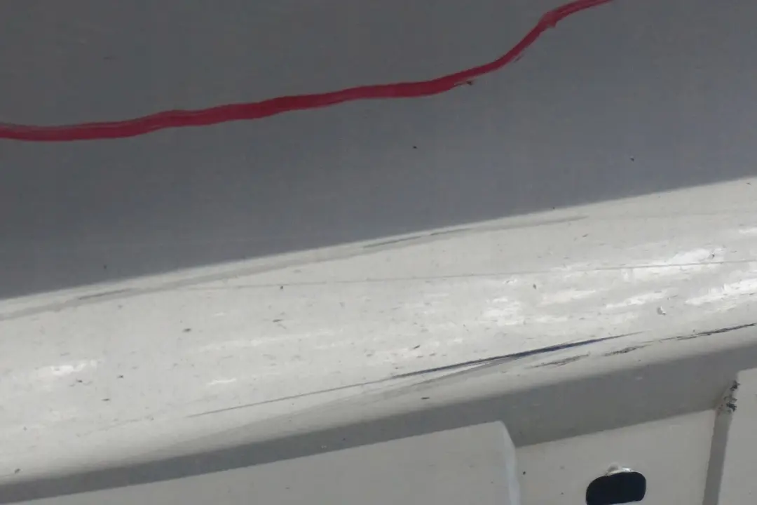 Sill Strip Side Skirt Left N/S Titansilber Silver - 354 to BMW 3 Series E92 E93 2 with Part number 0034059 BMW 3 Series E92 E93 2 Sill Strip Side Skirt Left N/S Titansilber Silver - 354 - SKU 0034059-TS2 - Part number 0034059