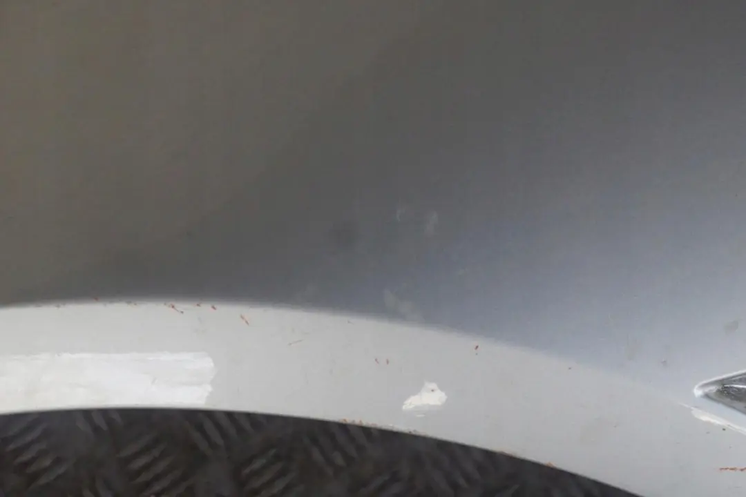 BMW 6 E63 E64 Pareti Anteriore Sinistra Parafango Argento-Titanio Titan Argento - SKU 2155901-TS - Numero di parte 2155901