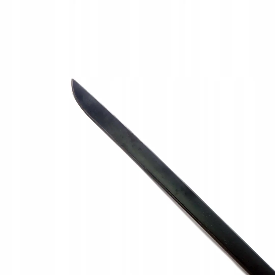 Front Right O/S Windscreen Drip Moulding Trim Black Matt to BMW 3 Series E90 E91 with Part number 7265164 BMW 3 Series E90 E91 Front Right O/S Windscreen Drip Moulding Trim Black Matt - SKU 7265164 - Part number 7265164