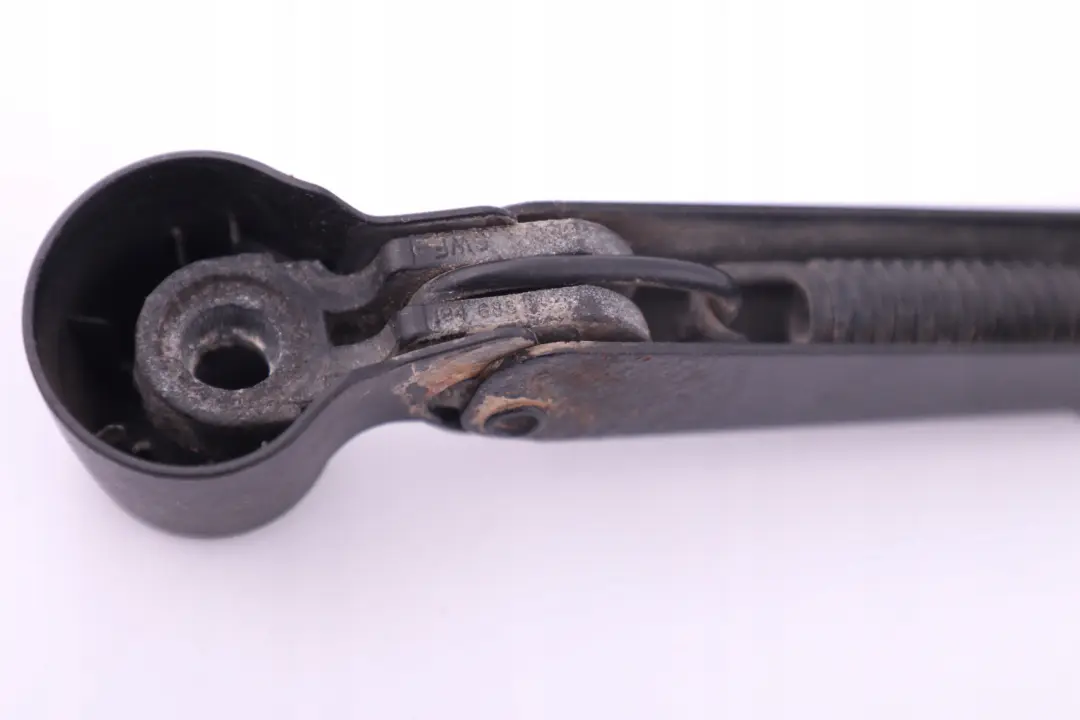 Wiper Arm Rear Window Left N/S to BMW MINI Cooper One Clubman R55 with Part number 2756279 BMW MINI Cooper One Clubman R55 Wiper Arm Rear Window Left N/S - SKU 2756279 - Part number 2756279