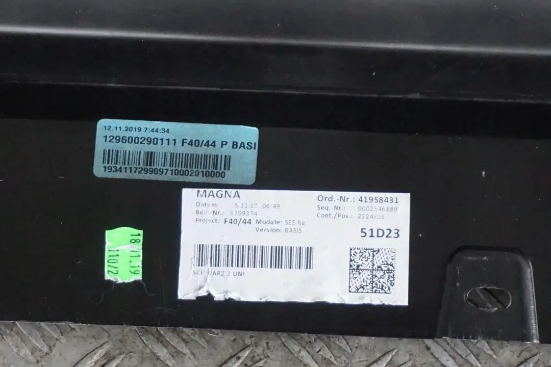 BMW Fila F40 F44 Listello Esterno Portiera Destro Nero 2 - 668 - SKU 9464568-SCH - Numero di parte 9464568