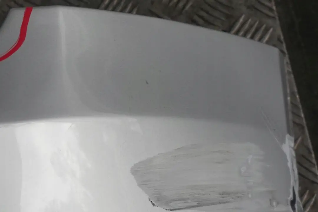 Zderzak tylny tył titansilber do BMW Z4 E85 o numerze 0034437 BMW Z4 E85 Zderzak tylny tył titansilber - SKU 0031136-TS1 - Numer Części 0034437