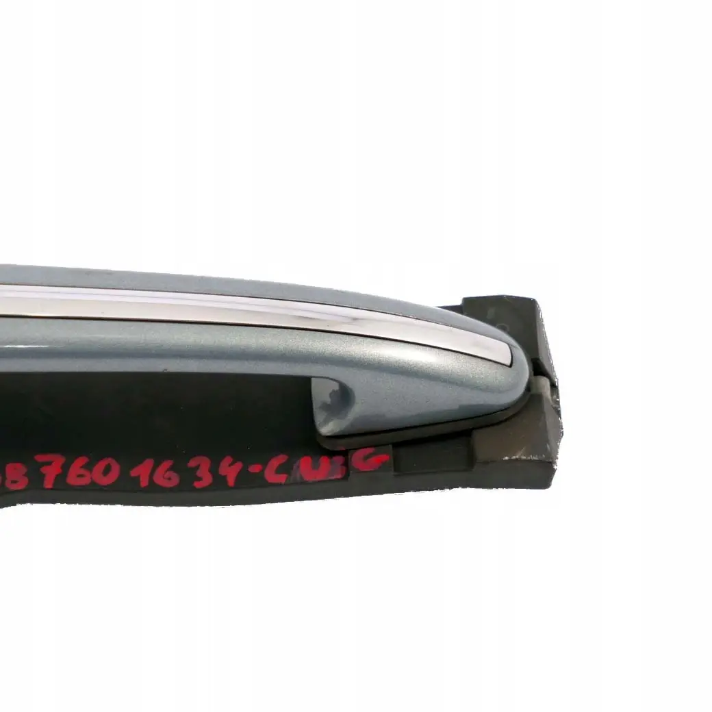 Mercedes-Benz Clase A W168 Puerta Trasera Derecha Tirador Gris Cumulus - 757 para con número de pieza A1687601634 Mercedes-Benz Clase A W168 Puerta Trasera Derecha Tirador Gris Cumulus - 757 - SKU A1687601634-CUG - Número de pieza A1687601634