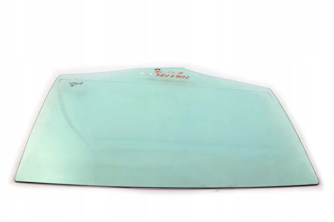 Puerta Trasera Derecha Cristal Ventana Lateral Verde 5135 para BMW E87 con número de pieza 51357067794 BMW E87 Puerta Trasera Derecha Cristal Ventana Lateral Verde 5135 - SKU 7067794 - Número de pieza 51357067794