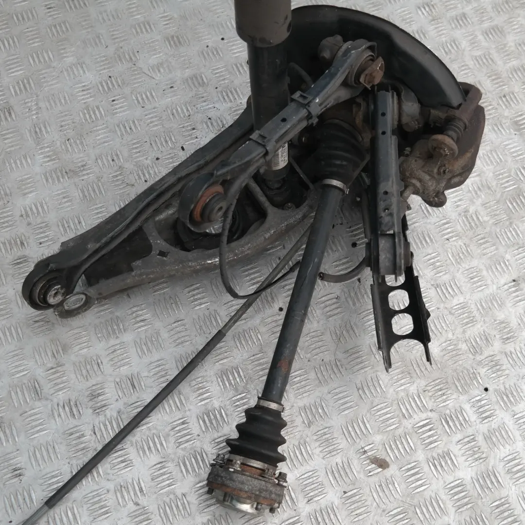 BMW E81 116i N43 M SPORT Stoßdämpfer Federbein Schwenklager hinten links - SKU 6771559 - Teilenummer 33526771559