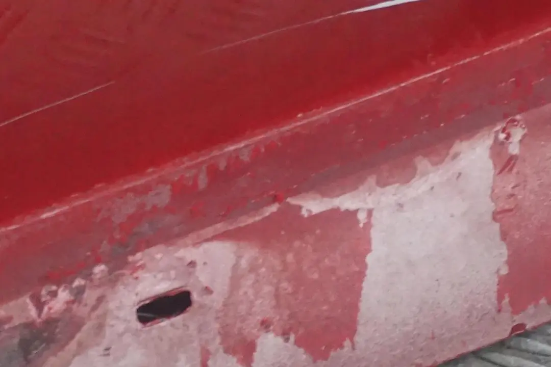 BMW E90 E91 LCI Listello Portiera Apertura Gonna SX Rosso-Cremisi Rossa - SKU 0037059-KAR1 - Numero di parte 0037059
