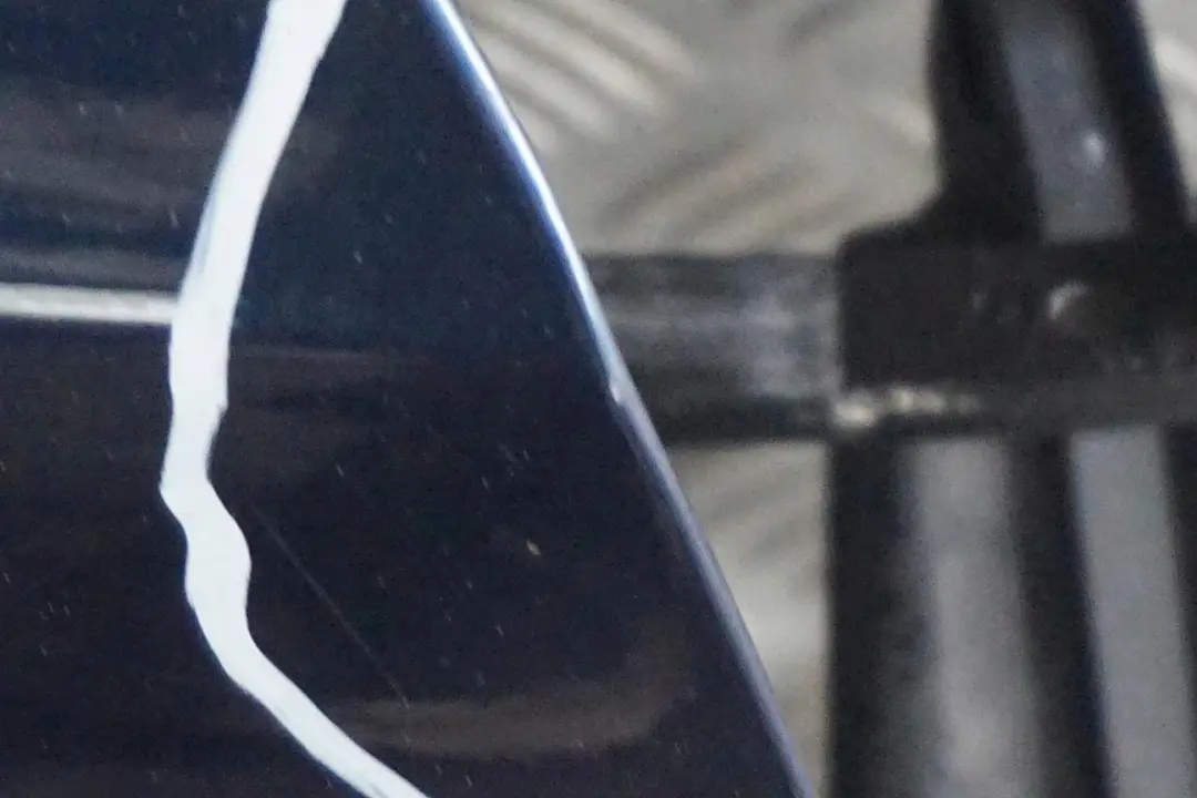 Tür Vorne Rechts Tiefseeblau Blau Metallic - A76 für BMW 5 E60 E61 LCI mit Teilenummer 7202340 BMW 5 E60 E61 LCI Tür Vorne Rechts Tiefseeblau Blau Metallic - A76 - SKU 7202340-DSB - Teilenummer 7202340