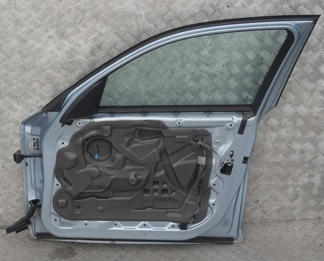 BMW 1 er E87 Beifahrer Tür Vorne Rechts Titansilber Silber Metallic 354 - SKU 7191012-WB - Teilenummer 7191012