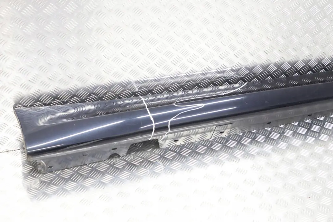 Sill Strip Side Skirt Right O/S Carbonschwarz Black 416 to BMW 3 E90 E91 3 M Sport with Part number 0033440 BMW 3 E90 E91 3 M Sport Sill Strip Side Skirt Right O/S Carbonschwarz Black 416 - SKU 0033440-CAR3 - Part number 0033440