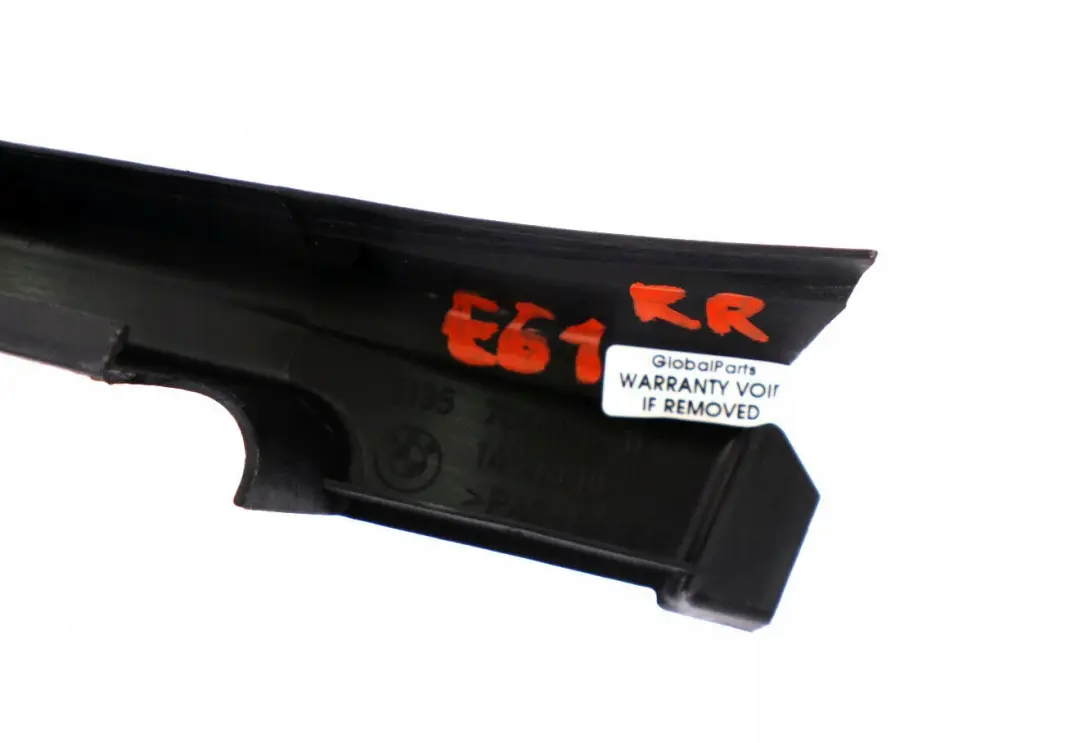 Revetement Fenetre Porte Arriere Droite 5135 pour BMW E61 LCI à propos du numéro de pièce 7044178 BMW E61 LCI Revetement Fenetre Porte Arriere Droite 5135 - SKU 7044178 - Numéro de pièce 7044178