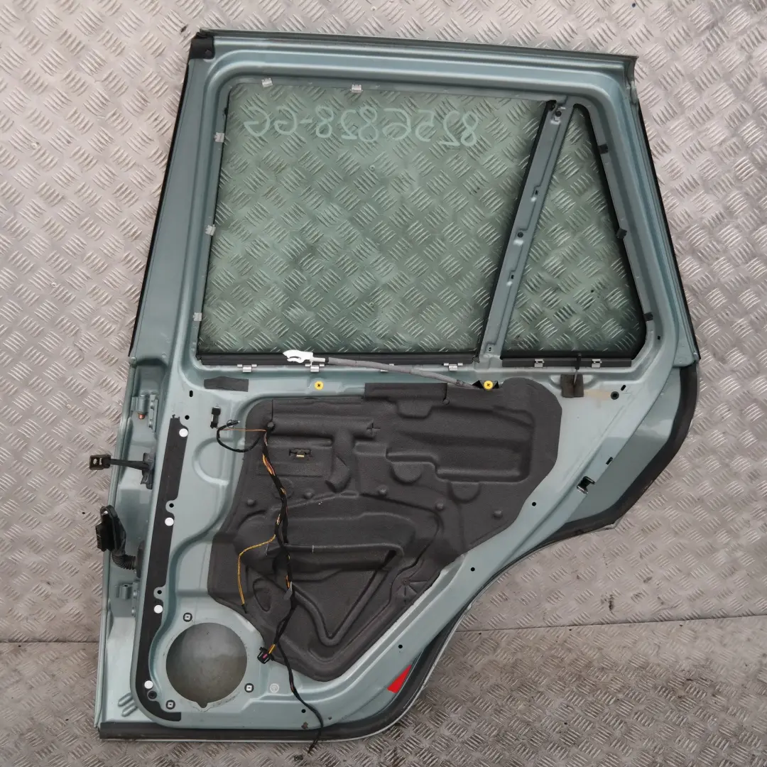 Beifahrer Tür hinten rechts Graugruen Grau Gruen Metallic - 442 für BMW X5 er E53 mit Teilenummer 8256828 BMW X5 er E53 Beifahrer Tür hinten rechts Graugruen Grau Gruen Metallic - 442 - SKU 8256828-GG - Teilenummer 8256828