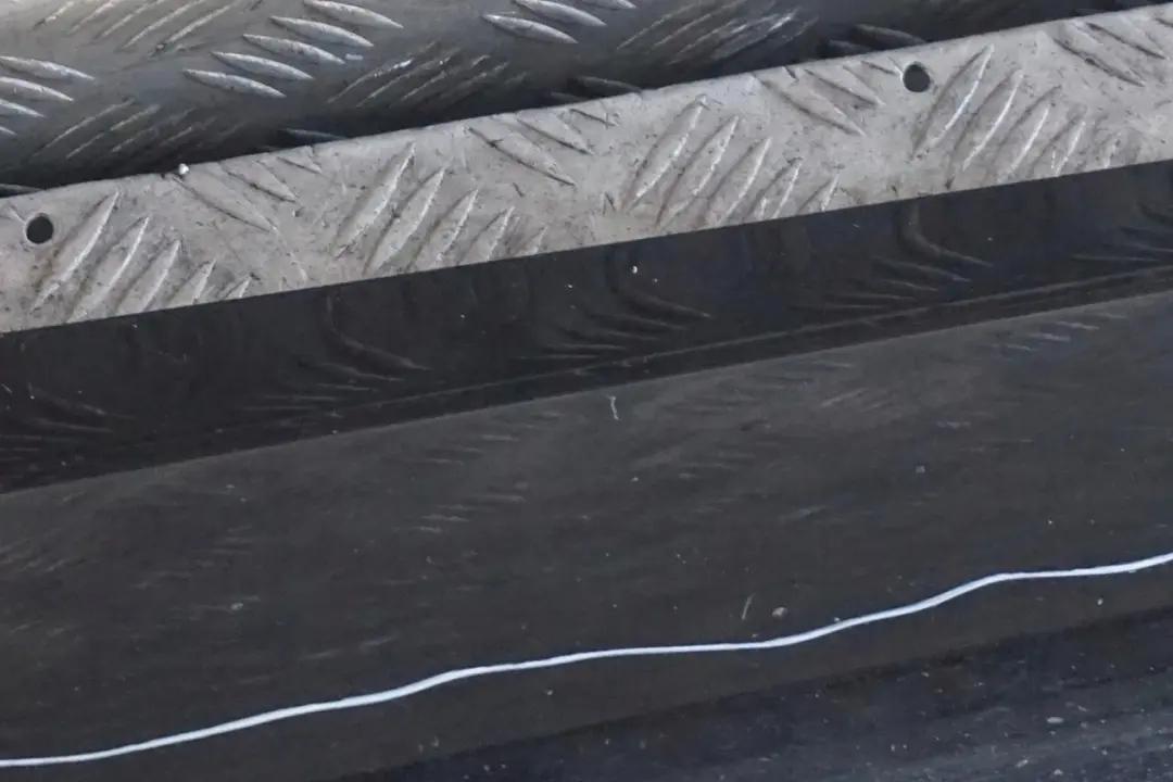 Schwellerleiste Blende Schweller Rechts Carbonschwarz für BMW 3 E90 E91 1 M Sport mit Teilenummer 0033440 BMW 3 E90 E91 1 M Sport Schwellerleiste Blende Schweller Rechts Carbonschwarz - SKU 0033440-CAR1 - Teilenummer 0033440