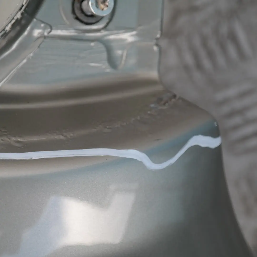 Klapa tylna tył bagażnika Olivin 349 do BMW E61 E61N o numerze 7130799 BMW E61 E61N Klapa tylna tył bagażnika Olivin 349 - SKU 7130799-OLI - Numer Części 7130799