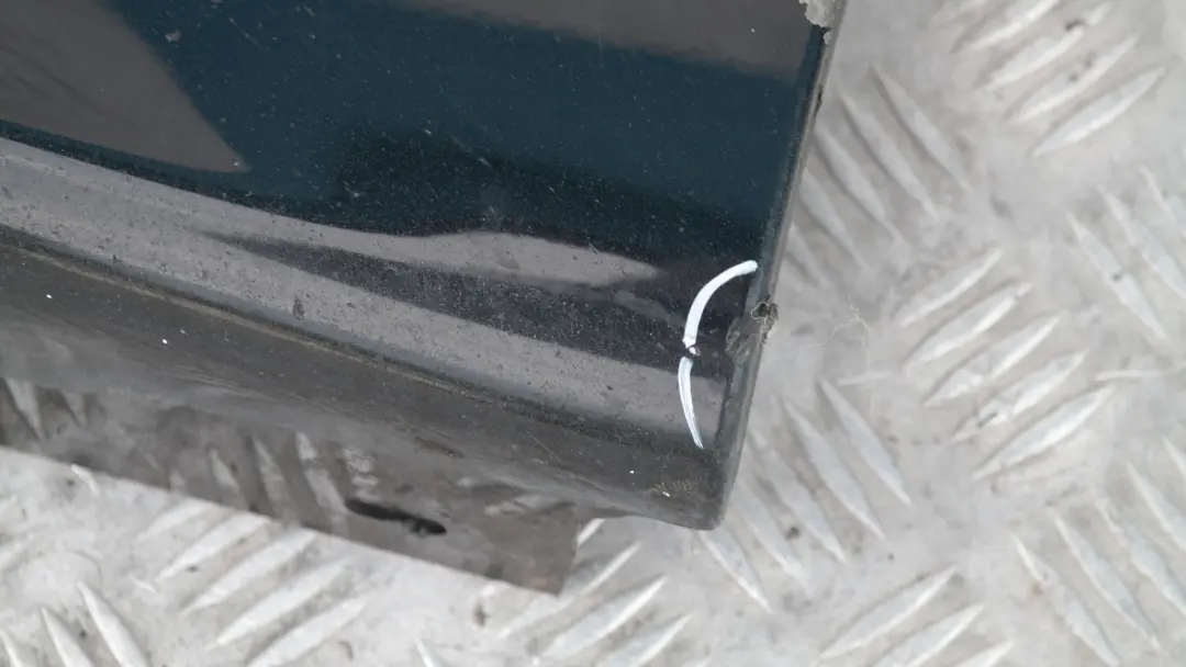 Listello Portiera Apertura Gonna Destro Nero per BMW E87 con numero di parte 51770032948 BMW E87 Listello Portiera Apertura Gonna Destro Nero - SKU 0032948-SCH7 - Numero di parte 51770032948