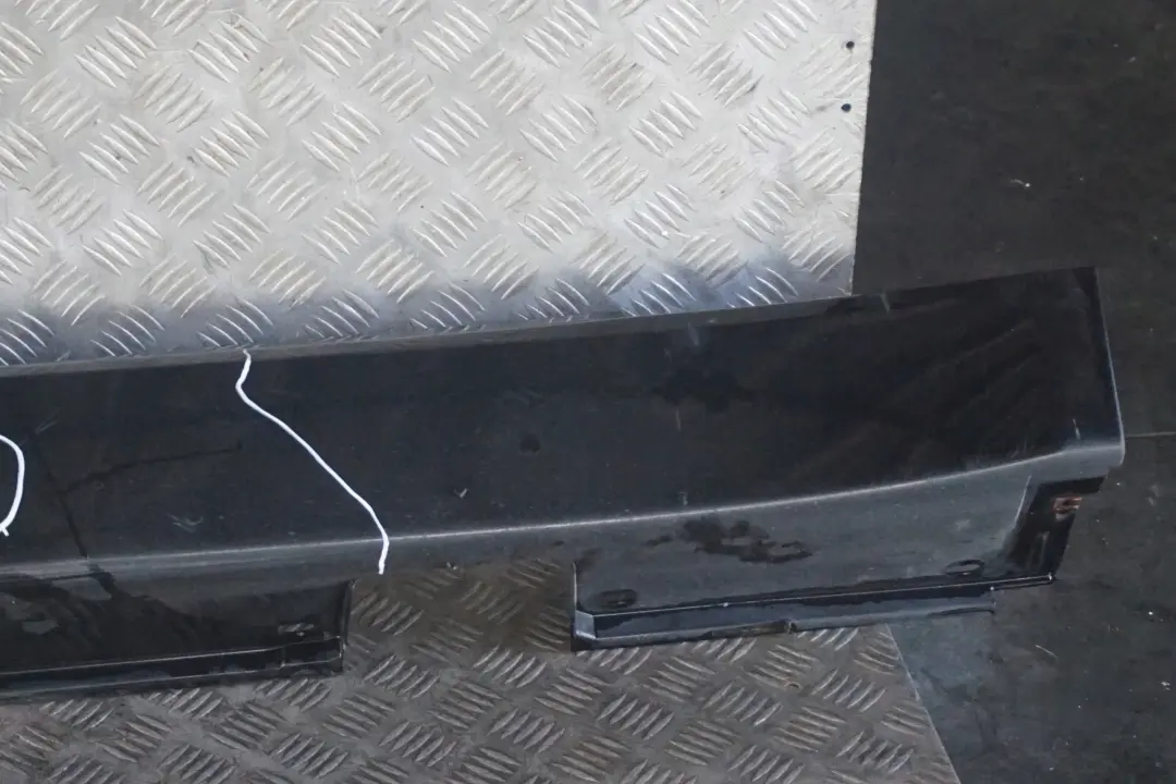 Door Sill Cover Side Skirt Right O/S Schwarz 2 Black to BMW 5 Series E60 E61 LCI 2 with Part number 0422465 BMW 5 Series E60 E61 LCI 2 Door Sill Cover Side Skirt Right O/S Schwarz 2 Black - SKU 0422465-SCH2 - Part number 0422465