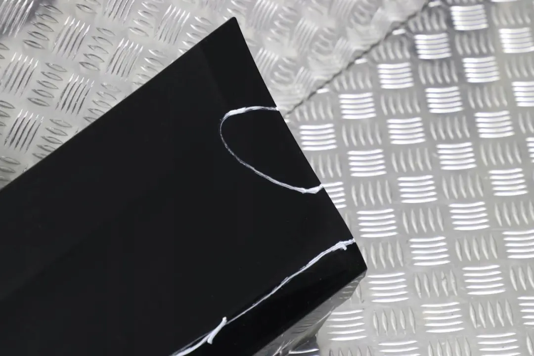 Sill Strip Faldon Lateral Izquierdo Schwarz 2 Negro - 668 para BMW E92 E93 1 con número de pieza 0034059 BMW E92 E93 1 Sill Strip Faldon Lateral Izquierdo Schwarz 2 Negro - 668 - SKU 0034059-SCH1 - Número de pieza 0034059