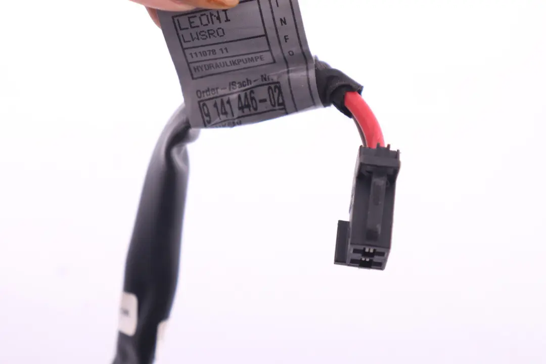 Hydraulic Pump Power Supply Cable to BMW E93 Cabrio Convertible with Part number 9141446 BMW E93 Cabrio Convertible Hydraulic Pump Power Supply Cable - SKU 9141446 - Part number 9141446