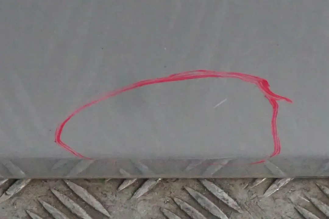 Drzwi lewe przednie titansilber do BMW E60 E61 o numerze 7202339 BMW E60 E61 Drzwi lewe przednie titansilber - SKU 7202339-TS6 - Numer Części 7202339