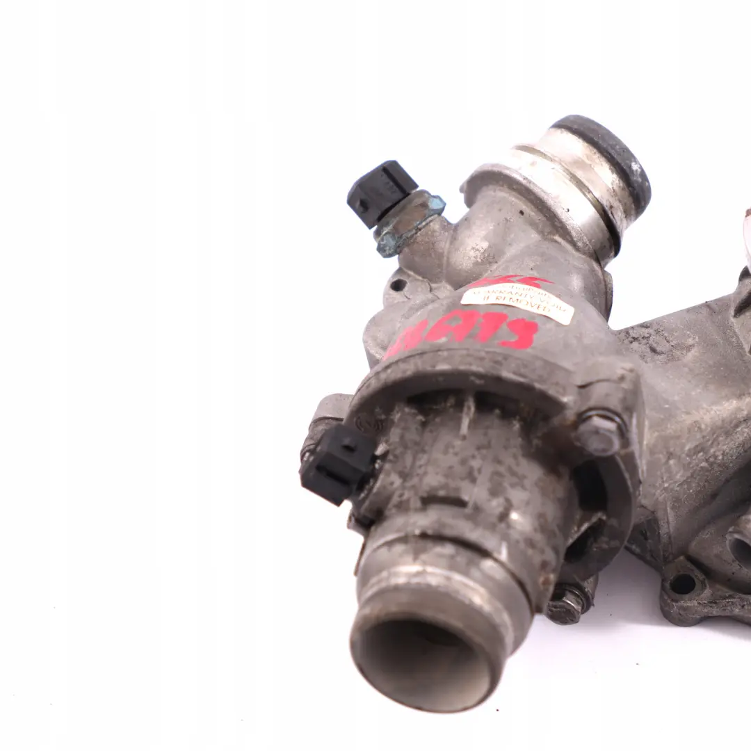 750i Pompa Raffreddante Termostato per BMW E60 E63 E65 540i 650i 640i con numero di parte 7790472 BMW E60 E63 E65 540i 650i 640i 750i Pompa Raffreddante Termostato - SKU 7586779 - Numero di parte 7790472