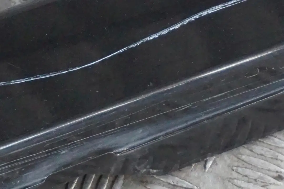 BMW E81 E82 E88 Bas de Porte Couverture Seuil A Gauche Noir Sapphire Noir - SKU 0036143-BS2 - Numéro de pièce 0036143