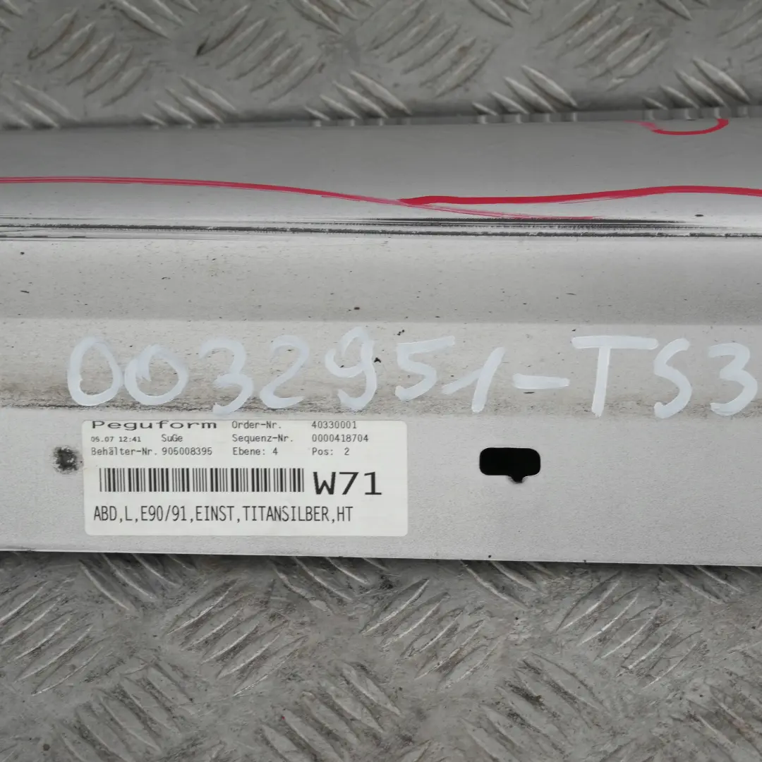 Listón umbral faldón lateral izquierdo Titansilber Silver para BMW 3 E90 E91 con número de pieza 32951 BMW 3 E90 E91 Listón umbral faldón lateral izquierdo Titansilber Silver - SKU 0032951-TS3 - Número de pieza 32951