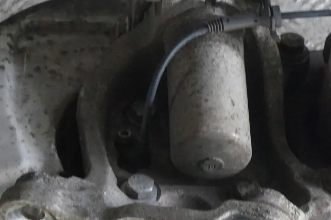 M54 Delantero Derecho Muelle Strut Pierna Pinza De Freno para BMW E60 525i con número de pieza 6764458 BMW E60 525i M54 Delantero Derecho Muelle Strut Pierna Pinza De Freno - SKU 6764458-4 - Número de pieza 6764458