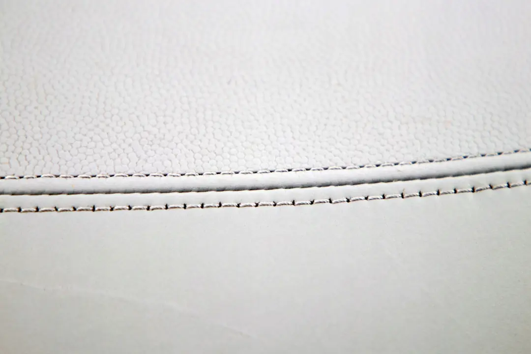 Pezzo Laterale SX Alaskagrau 5220 per BMW E87 con numero di parte 7151669 BMW E87 Pezzo Laterale SX Alaskagrau 5220 - SKU 7151669 - Numero di parte 7151669