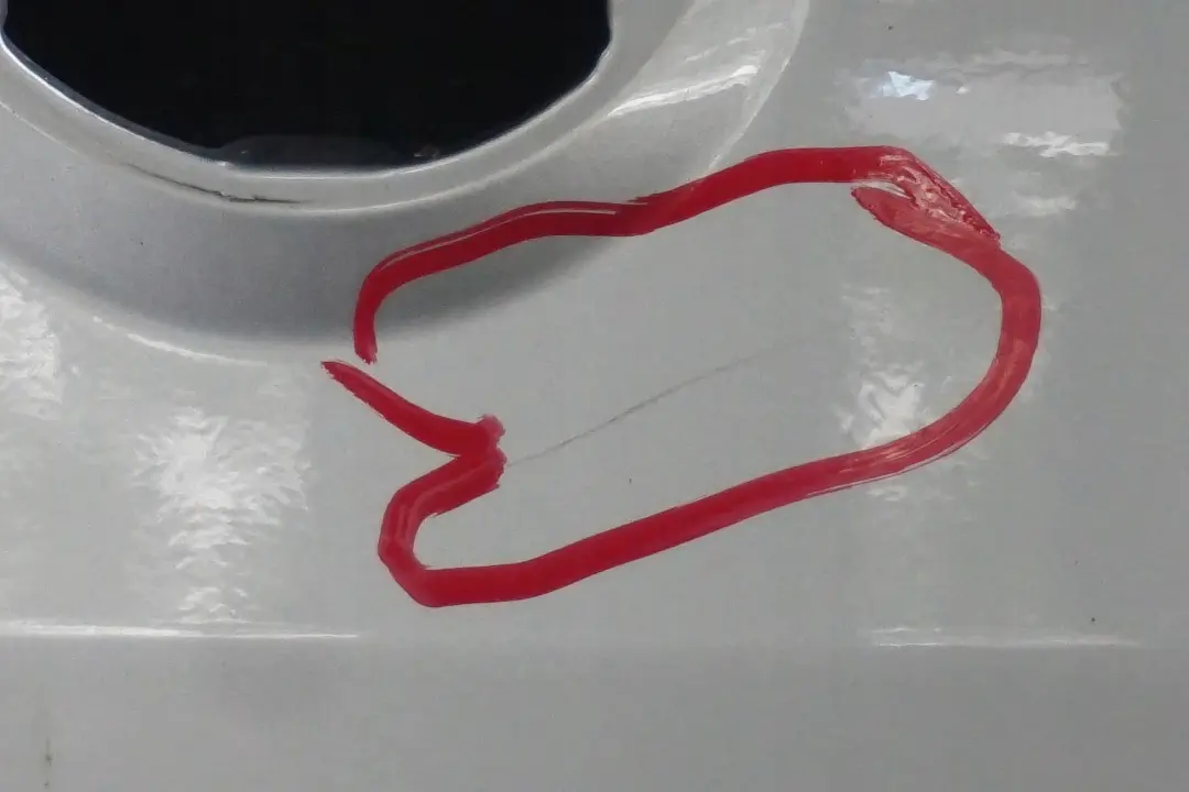 Klapa pokrywa bagażnika tył titansilber do BMW E63 o numerze 7008730 BMW E63 Klapa pokrywa bagażnika tył titansilber - SKU 7008730-TS - Numer Części 7008730